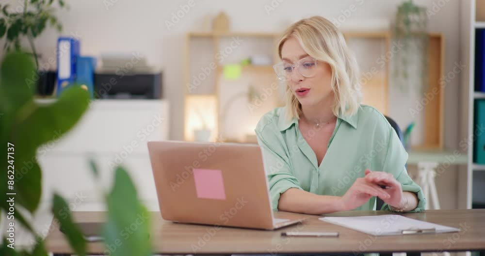 Enterprising Woman Conducts Online Training Enterprising Woman Conducts Online Training