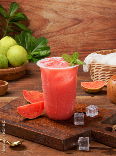 drink various kinds of fruit juices, ranging from avocado juice, guava fruit juice, pineapple juice, dragon fruit juice, pineapple juice to soursop fruit juice and squeezed orange drinks