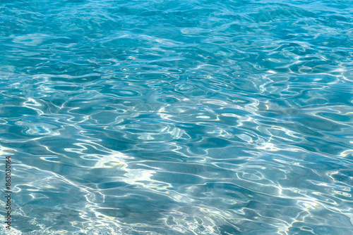 Liquid Luminance. A Symphony of Light and Water