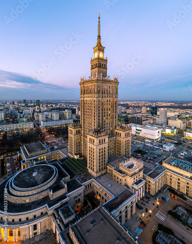 Warszawa nocą Palac Kultury i Nauki photo