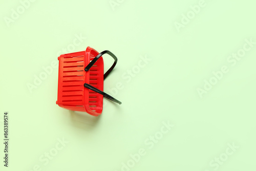 Small red shopping basket o...