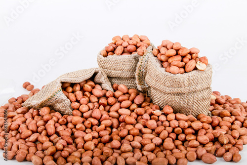 Healthy Snacking with Groundnuts: These groundnuts are a nutritious snack choice, high in protein and fiber for sustained energy.