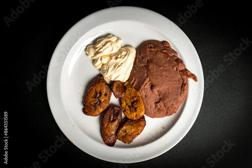 Plantains and black beans 