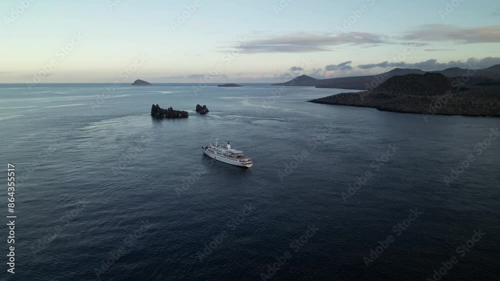 Pacific ocean, Galapagos a unique place with spectacular views of the ocean and nature everywhere, perfect spot for diving, sightviews, beach, with white sands and blue oceans, perfect for everyone. Pacific ocean, Galapagos a unique place with spectacular views of the ocean and nature everywhere, perfect spot for diving, sightviews, beach, with white sands and blue oceans, perfect for everyone.