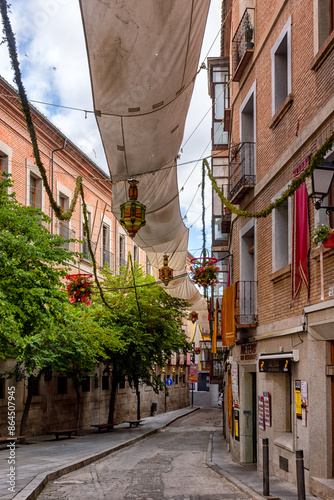 Calles adornadas en Toledo para el Corpus Christi, España