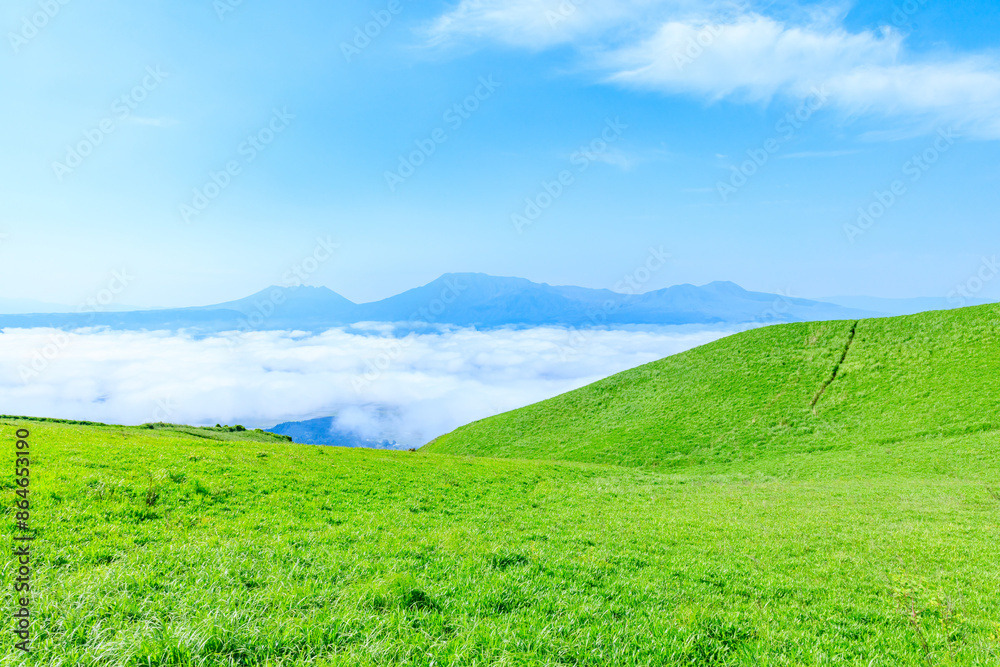 初夏の大観峰から見た雲海と景色 熊本県阿蘇市 Sea of clouds and scenery seen from Daikanbo in early summer. Kumamoto Pref, Aso City. 初夏の大観峰から見た雲海と景色 熊本県阿蘇市 Sea of clouds and scenery seen from Daikanbo in early summer. Kumamoto Pref, Aso City.