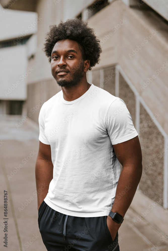 T-shirt png mockup transparent, casual men's fashion T-shirt png mockup transparent, casual men's fashion