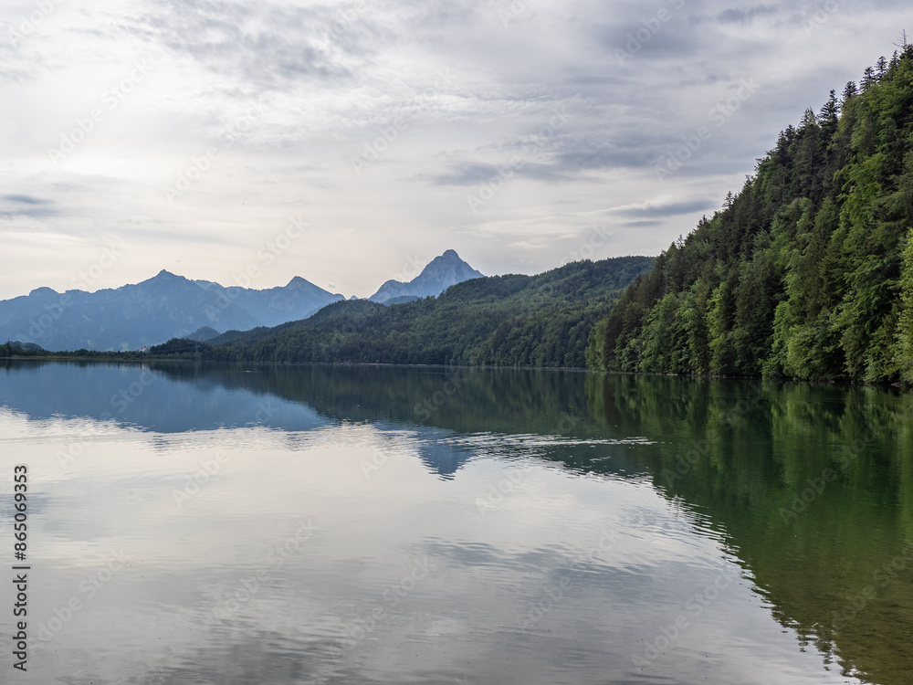 Naklejka premium Lake Weißensee in Bavaria, Germany