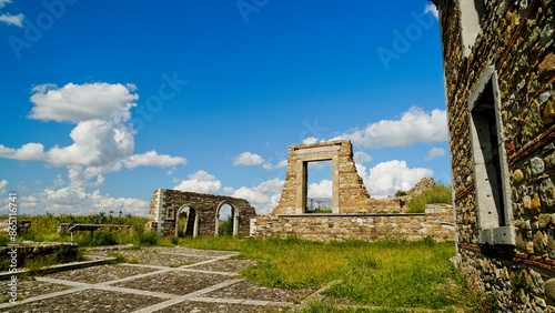 Borgo fantasma di Aquilonia vecchia o Carbonara nella provincia di Avellino. Campania, Italy photo