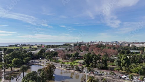 Toma aérea bosques lagos de palermo, el rosedal, buenos aires, argentina photo