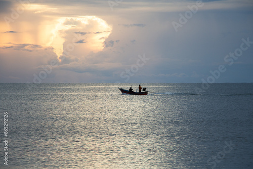 There are many types of fishing boats at sea. Each type has different purposes and methods for catching fish..