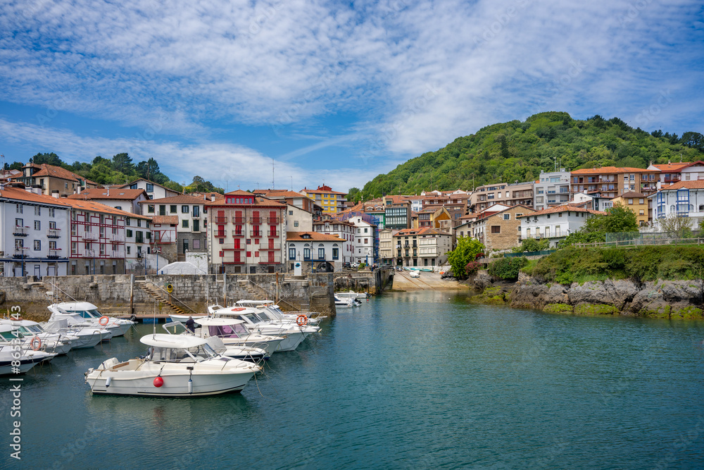 Sailor village of Mundaka at Basque Country, Spain. Sailor village of Mundaka at Basque Country, Spain.