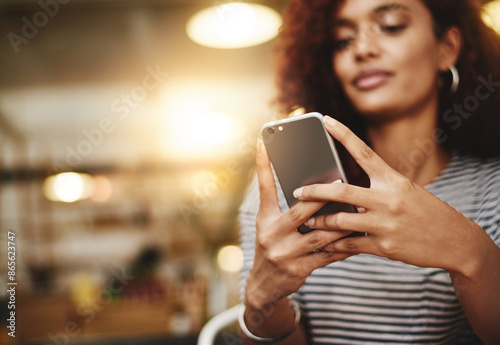 Obraz na plátně Smartphone, hands of woman and reading in coffee shop on social media, text and browsing on internet