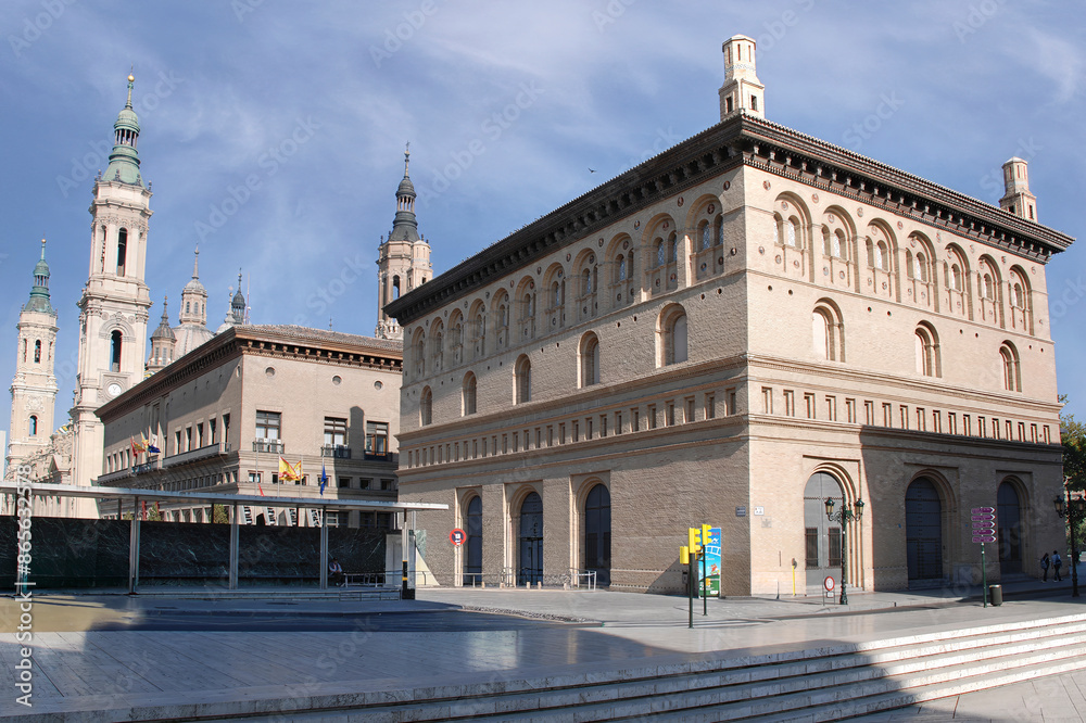 Fototapeta premium The Sala de Exposiciones La Lonja is a 16th-century Renaissance-style building located in Zaragoza, Spain