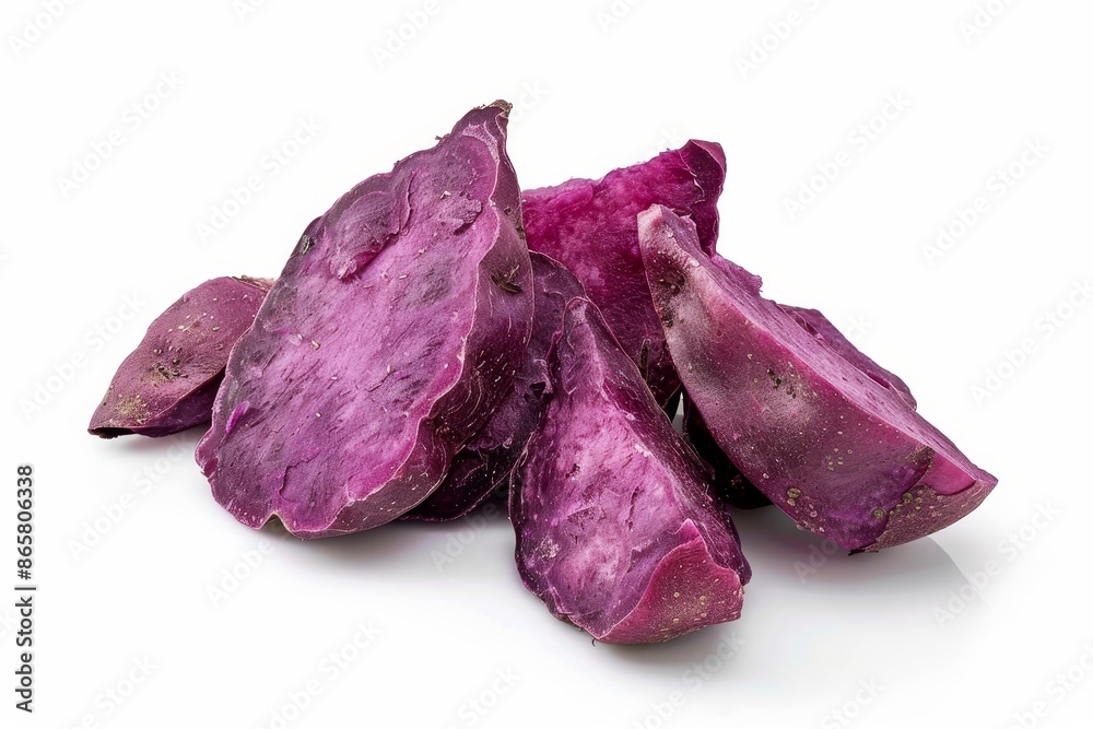 Obraz premium Purple sweet potato isolated on white background crispy