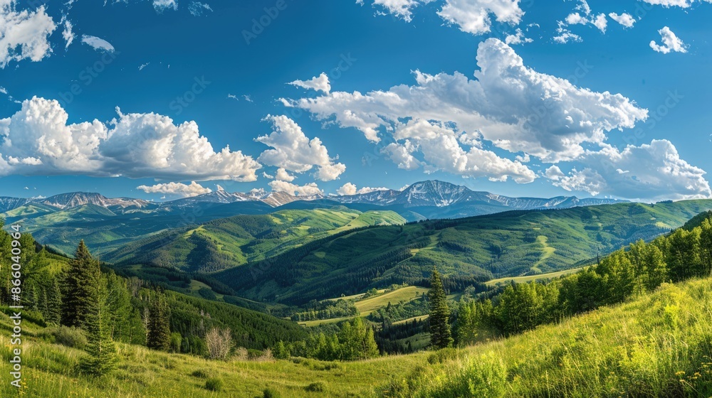 Obraz premium Colorado Valley Landscape. Majestic Mountains Under the Blue Sky
