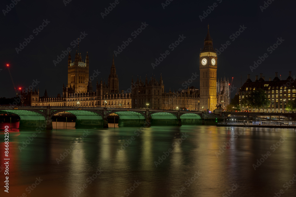 Naklejka premium Big Ben allo specchio