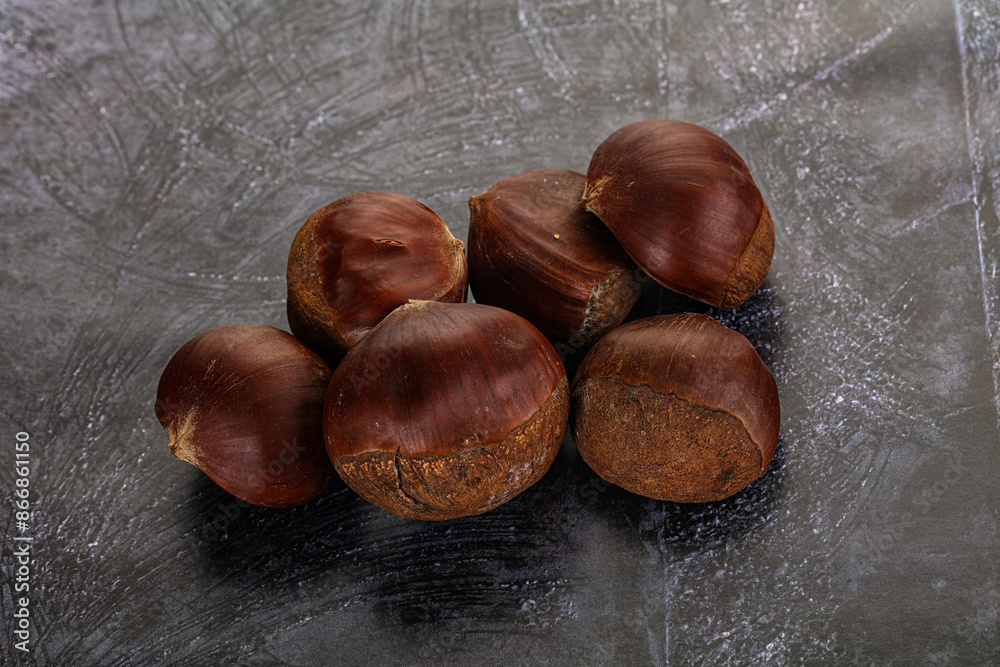 Obraz premium Tasty delicous brown natural Chestnut