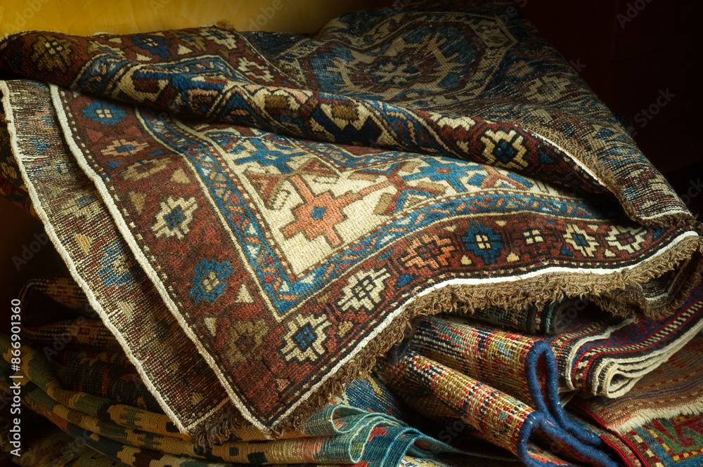 Hand woven Iranian carpet Hand woven Iranian carpet