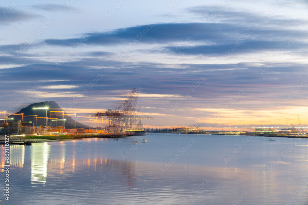 Fototapeta premium Light trials Habour and port with landmark Mount Maunganui