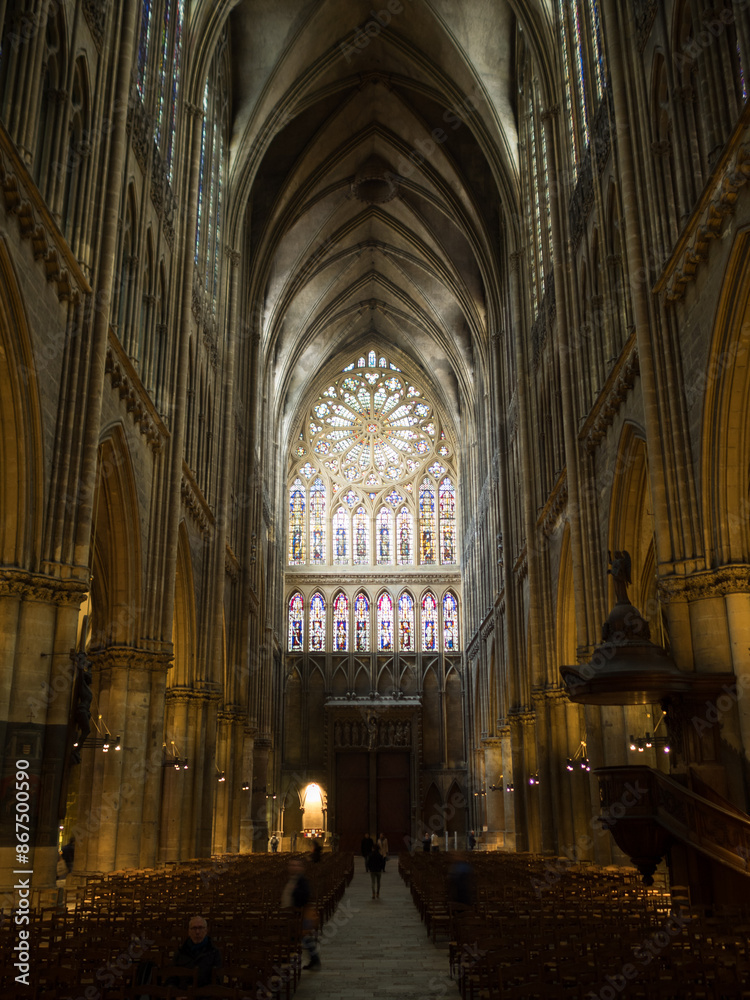 Main nave of the Cathédrale Saint-Étienne de Metz