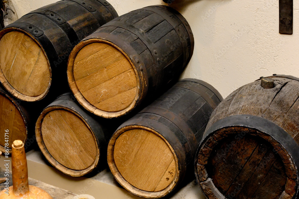 Wooden Wine Barrels Wooden Wine Barrels