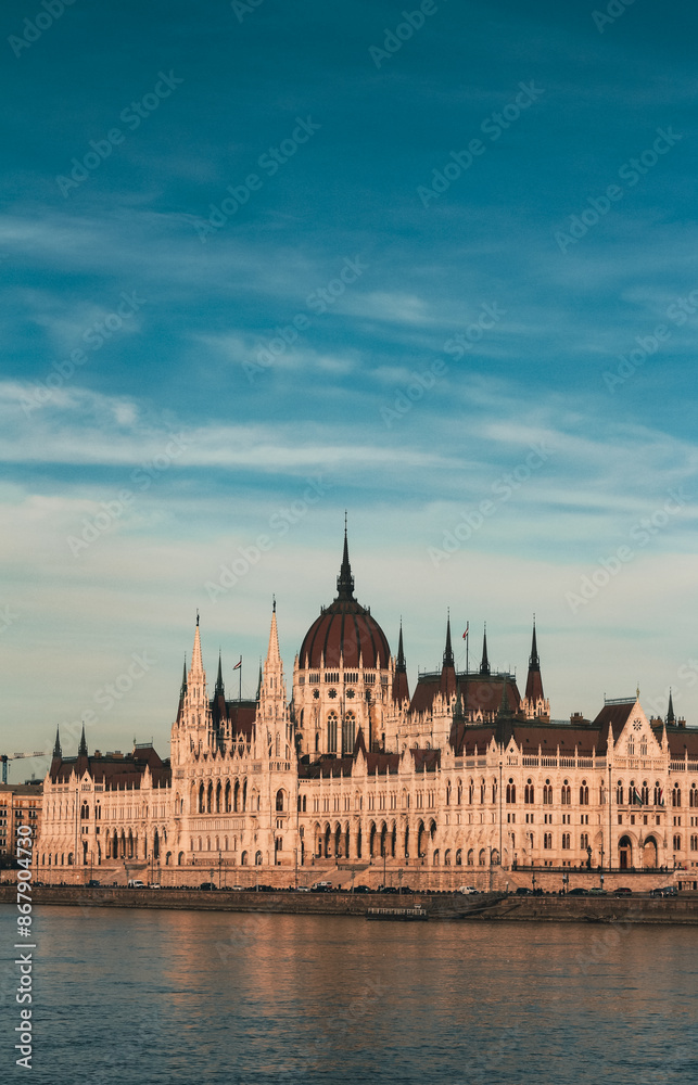Obraz premium Hungarian parliament building.
