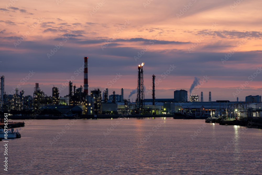 Naklejka premium 工場夜景