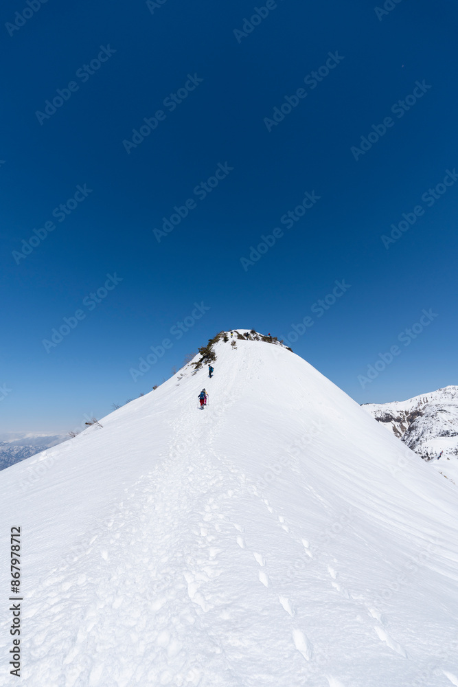 残雪期の武尊山 残雪期の武尊山