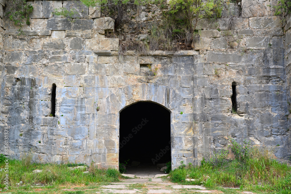 Φωτογραφία Kargı Han Caravanserai, located in Antalya, Turkey, was built during the Seljuk period