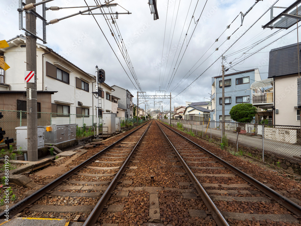 Naklejka premium 住宅地を通る能勢電鉄妙見線