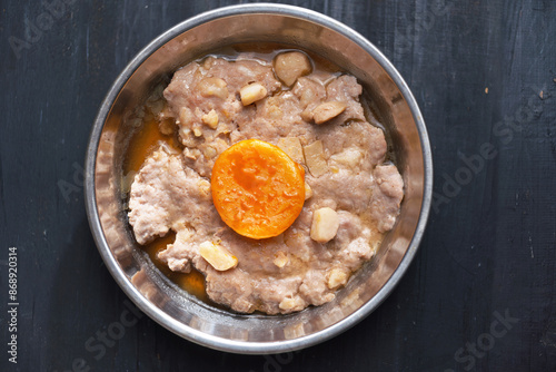Obraz na płótnie chinese steamed minced pork patty with salted egg comfort food w salonie