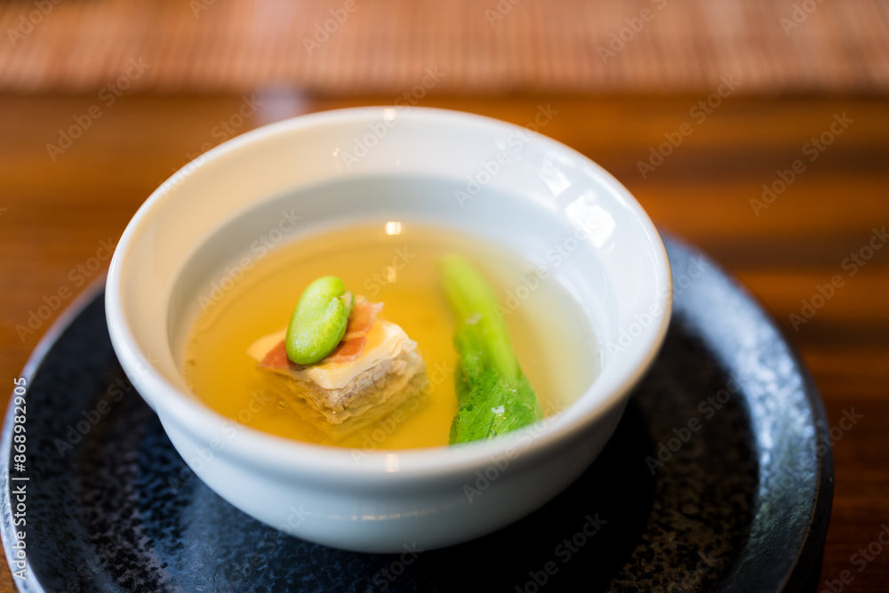 Chinese cuisines soup in the bowl Chinese cuisines soup in the bowl