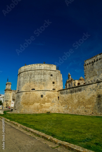 Piazza e castello di Palmariggi, Lecce,Puglia,Italia photo