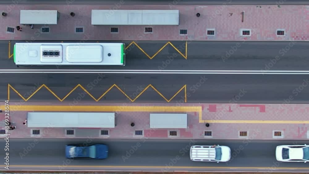 Dedicated bus line in the city, bus rapid transit (BRT) Dedicated bus line in the city, bus rapid transit (BRT)