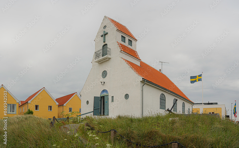 the path up to the entrance of the Swedish Church in Skagen
