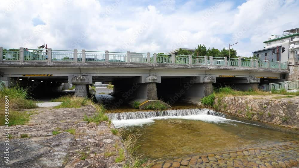 兵庫県芦屋市 芦屋川にかかる業平橋 兵庫県芦屋市 芦屋川にかかる業平橋
