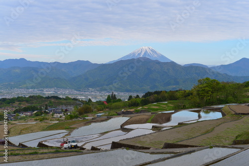 山梨県にある中野の棚田から富士山を望む photo