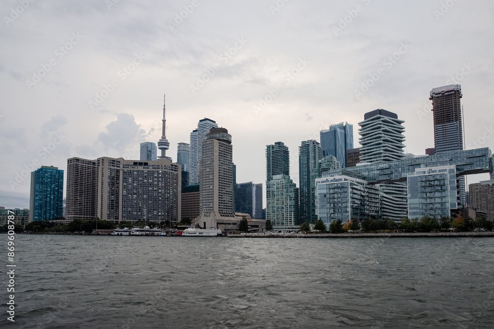 Fototapeta premium Toronto cityscape with CN Tower, Ontario, Canada. View from the water.