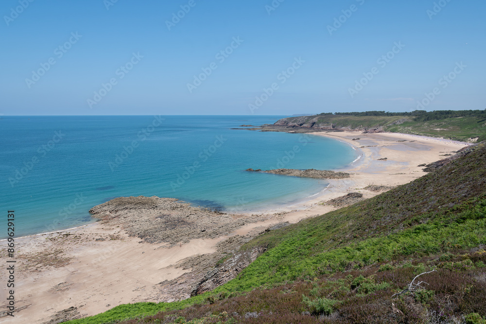 Magnifique paysage de mer depuis le sentier côtier GR34 du cap d'Erquy - Bretagne France Magnifique paysage de mer depuis le sentier côtier GR34 du cap d'Erquy - Bretagne France
