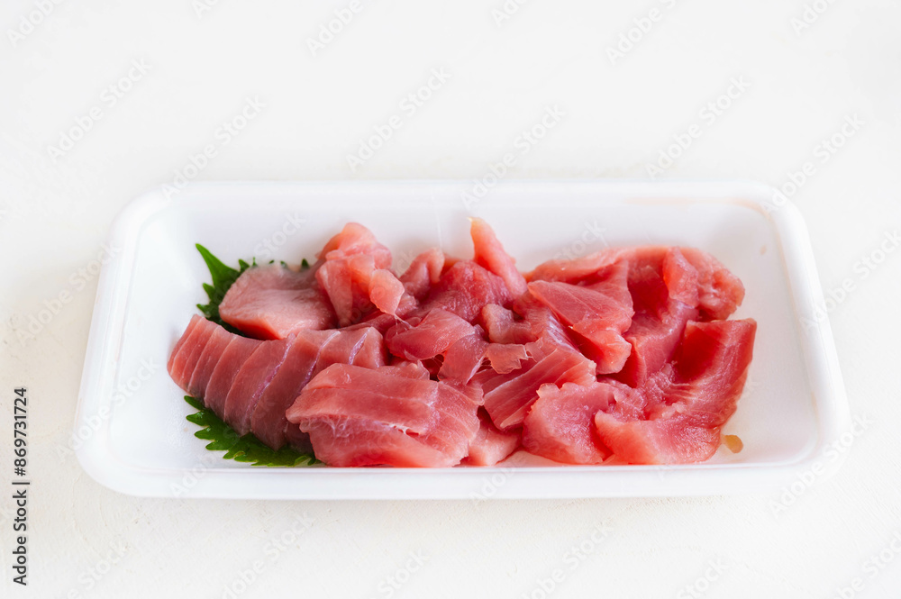 切り出しのキハダマグロ