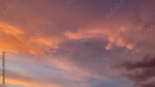 Vibrant Sunset: A Mesmerizing Time-Lapse of Golden Hour Skies