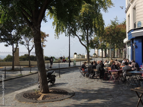 Cozy terrace in Belleville - 20ème arrondissement - Paris - France photo