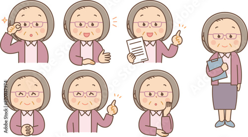 受付のシニア女性の表情セット