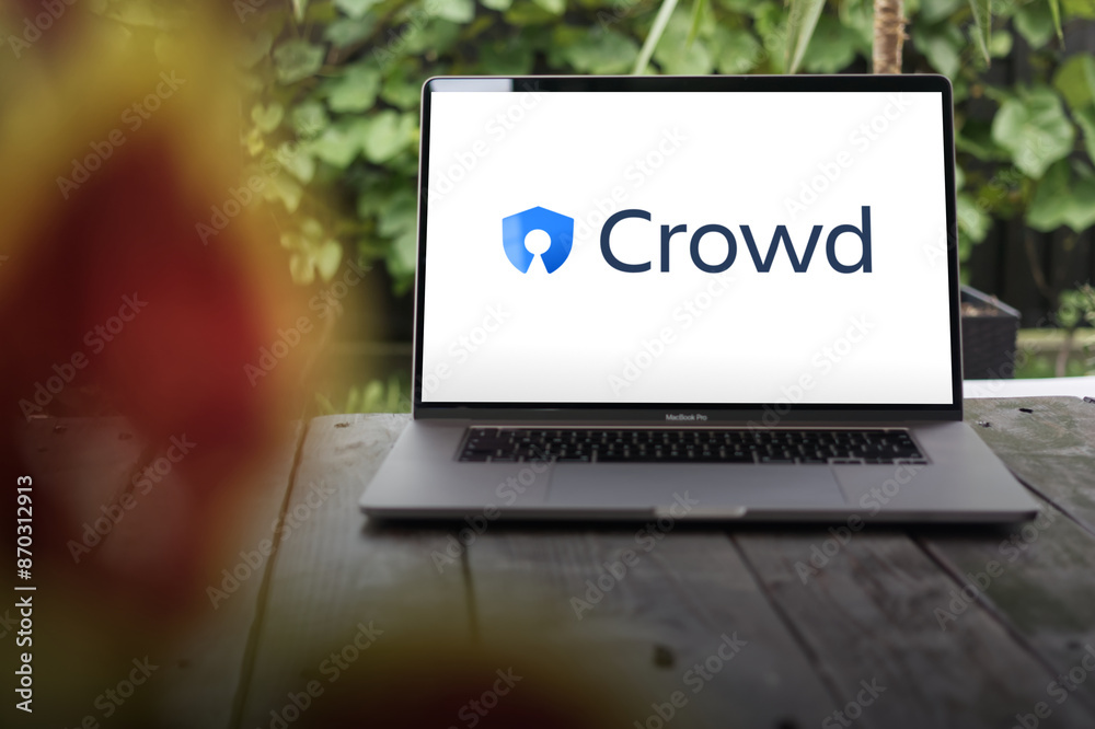 Crowd logo by Atlassian, single sign-on and user identity management ...