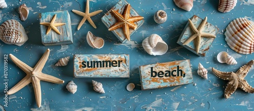 Seaside-themed adornments o...