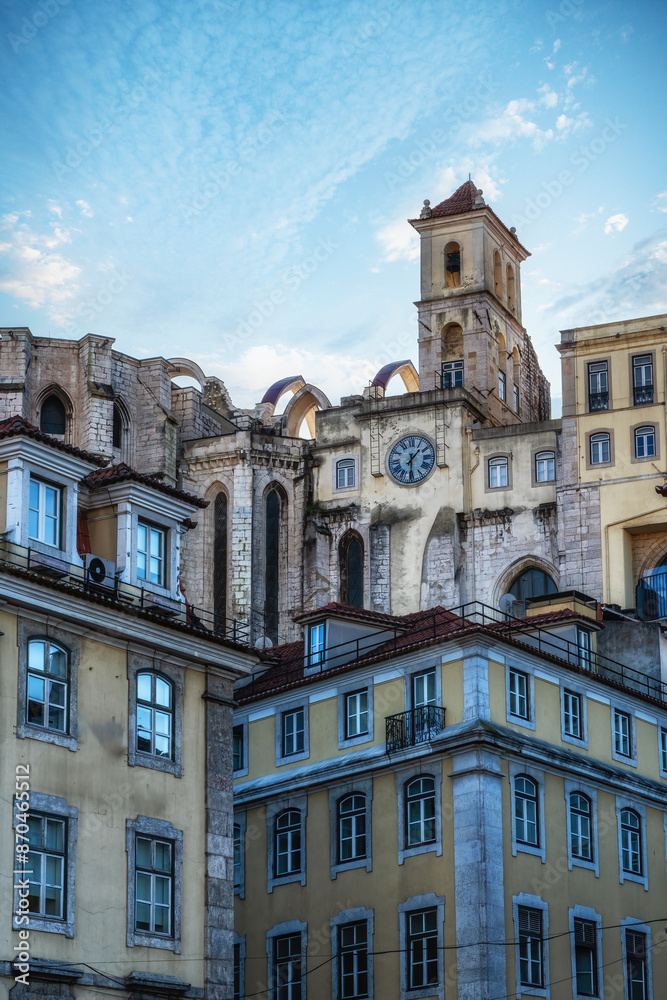 Fototapeta premium Carmo Convent apse and surrounding buildings, seen from Rossio Square, Lisbon.