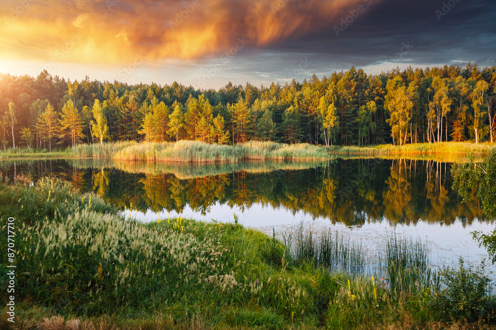 Fototapeta premium Unsurpassed quiet lake in the morning light. Location place Small Polissya, Ukraine, Europe. Beauty of earth.