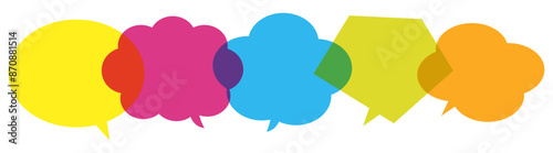 カラフルな吹き出しが5個重なっているイラスト