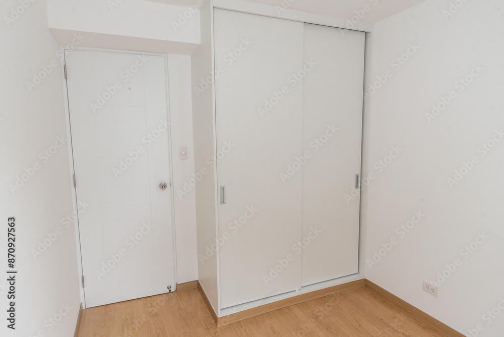 white room white room
